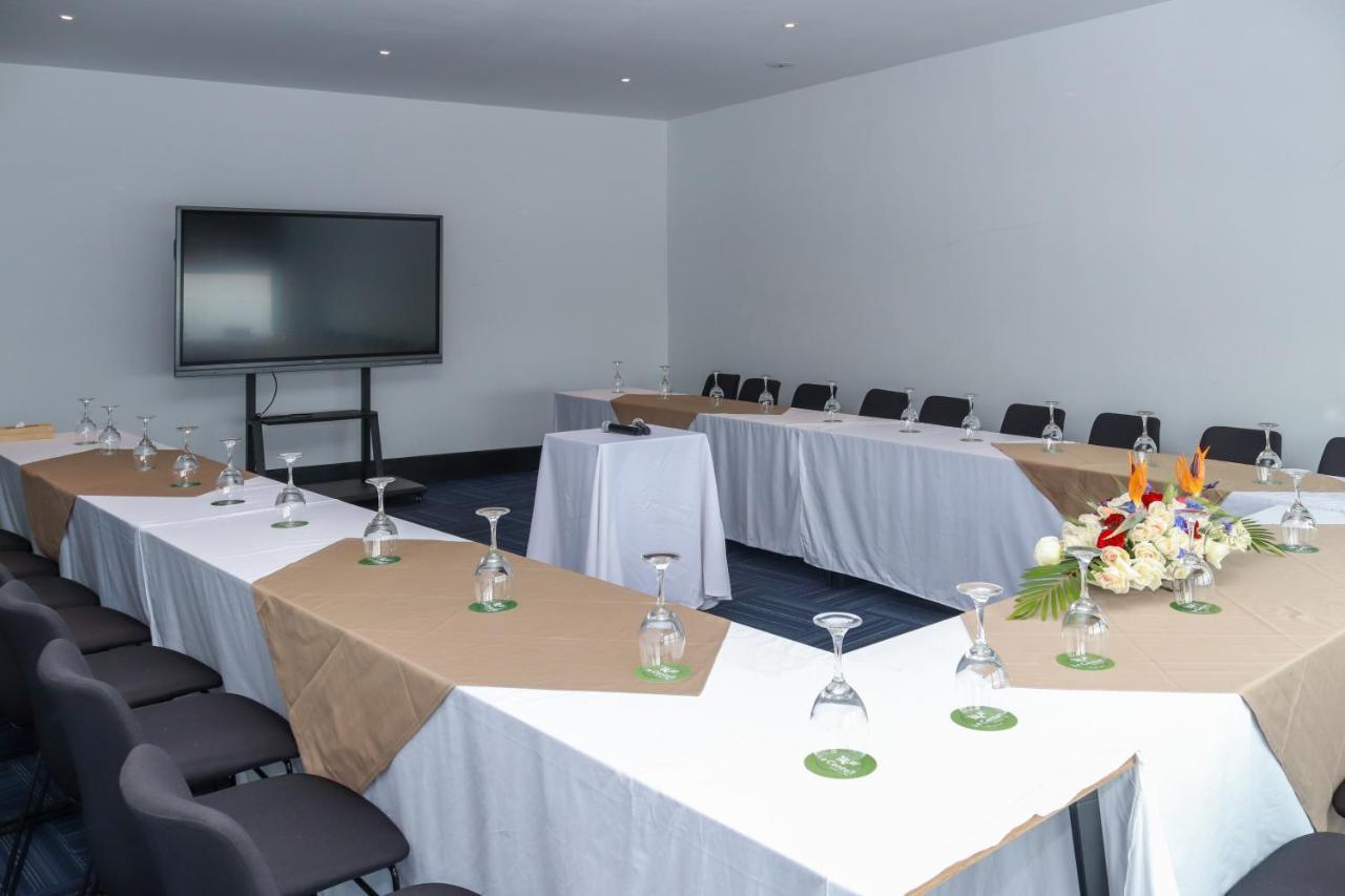 Le Centell Hotel & Spa (Adults Only) Антананариву Екстериор снимка